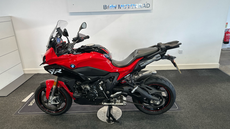 BMW S1000XR (24MY)